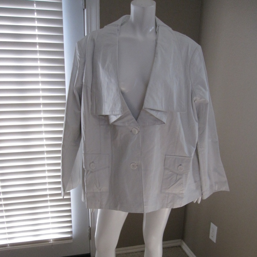 NWOT Jessica London White Leather Car Coat